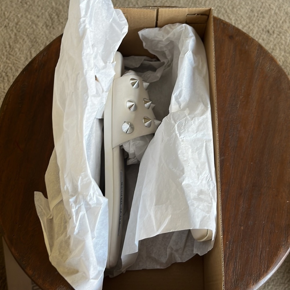 Steve Madden Laverne Leather Studded Slide Sandals - Picture 4 of 10